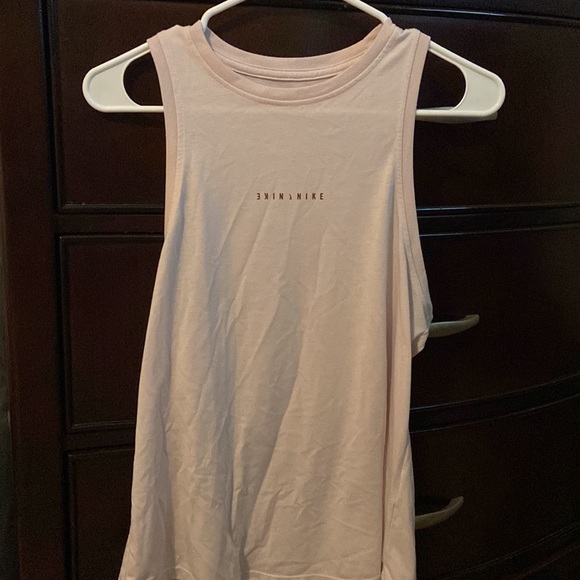 Nike tank top - Picture 2 of 3